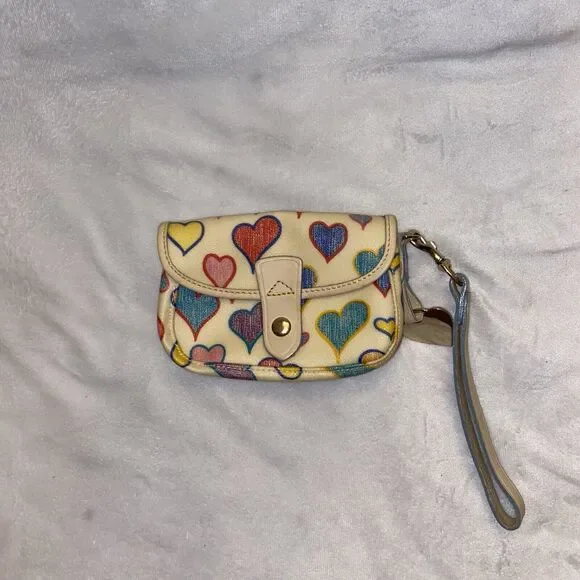 Vintage Hearts Dooney And Bourke Wristlet Wallet Pouch - Picture 2 of 12
